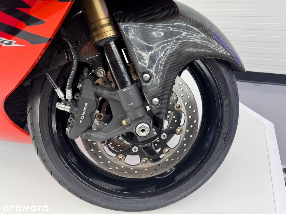 Suzuki GSX-R - 9