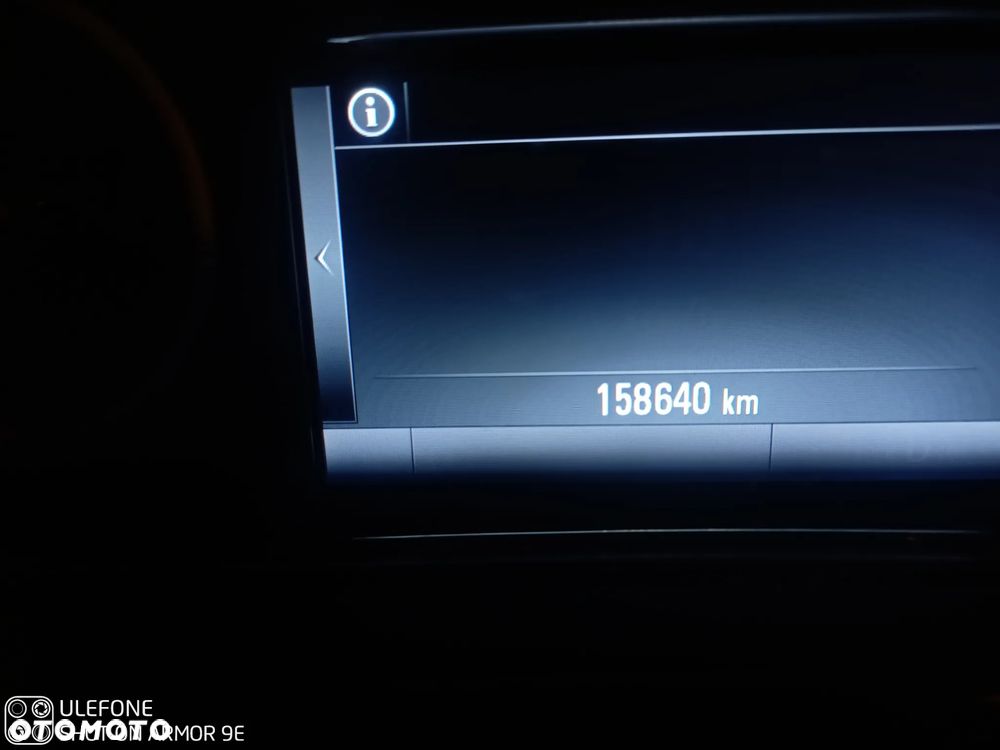 Opel Insignia - 37