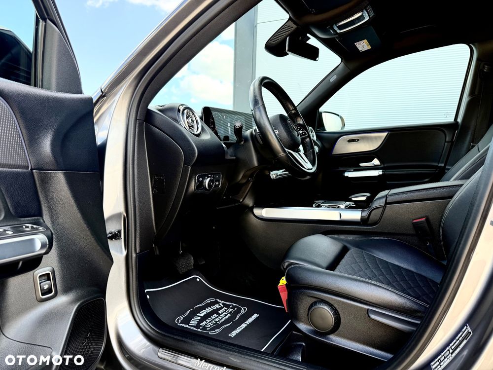 Mercedes-Benz GLB 200 d 4-Matic AMG Line 8G-DCT - 23