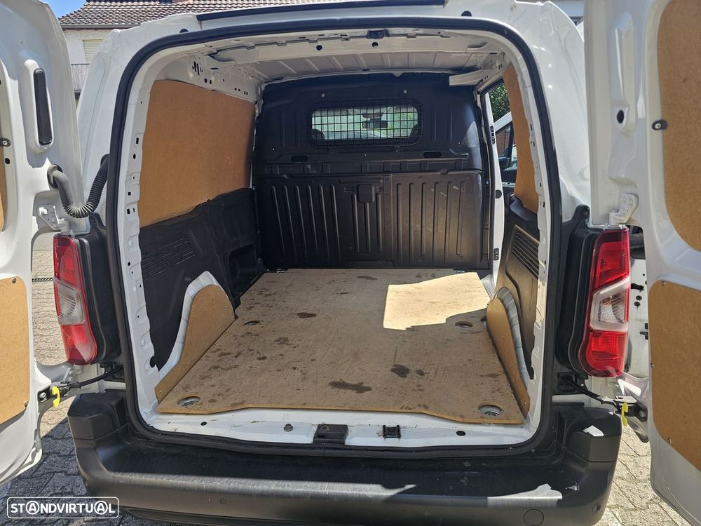 Opel Combo electric drive 100 kW Edition - 11