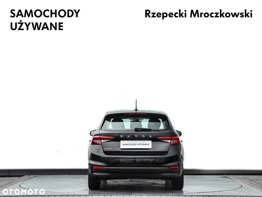 Skoda Fabia 1.0 TSI Selection DSG - 6