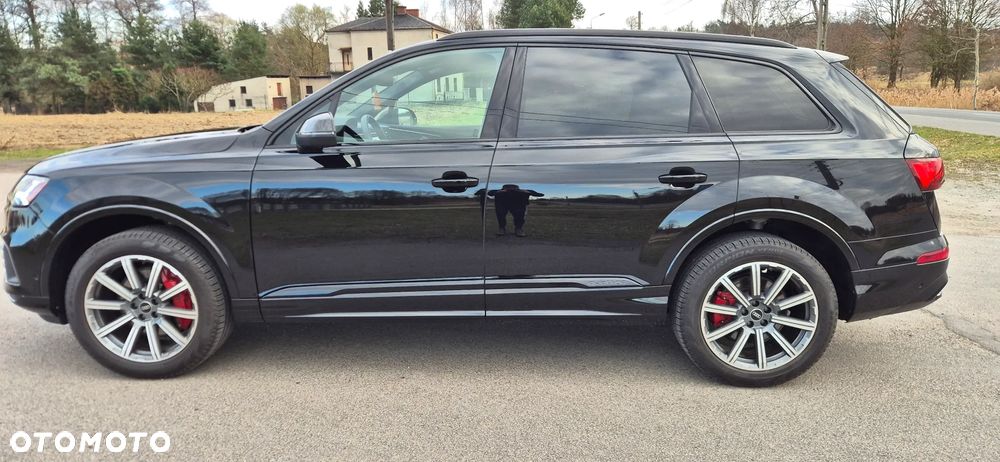 Audi Q7 - 1