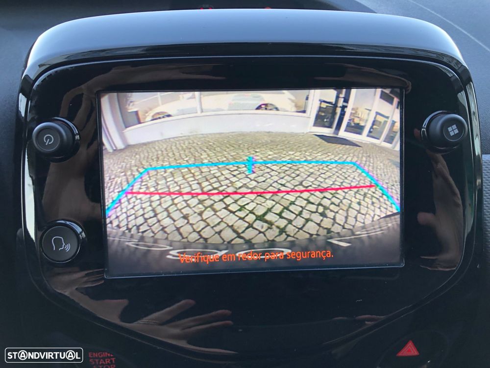 Peugeot 108 1.0 VTi Allure ETG5 - 17