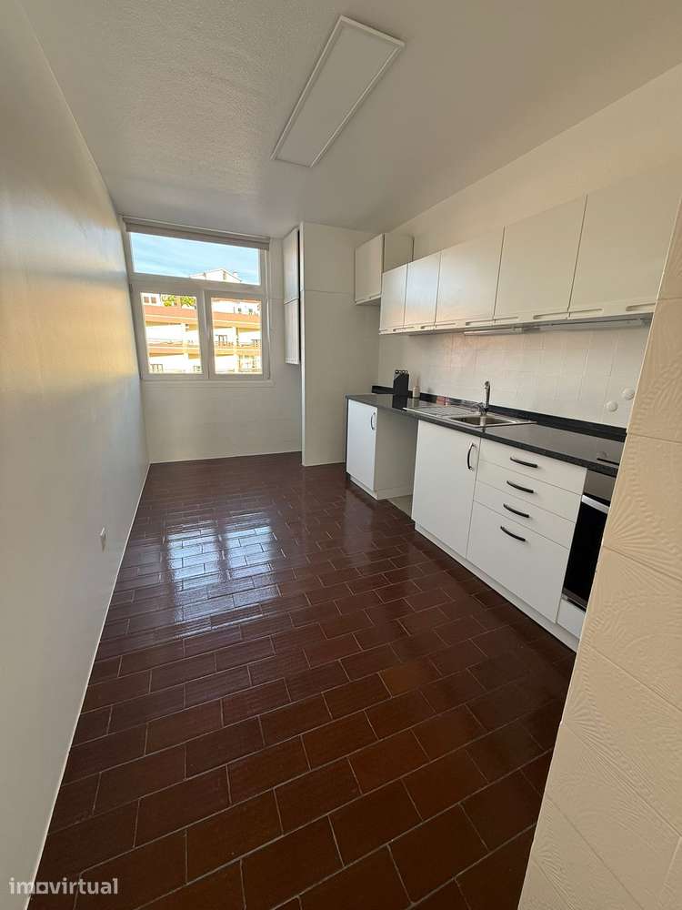 Apartamento, 100 m², Torres Vedras (São Pedro, Santiago, Santa Maria do Castelo e São Miguel) e Matacães - Grande imagem: 5/39