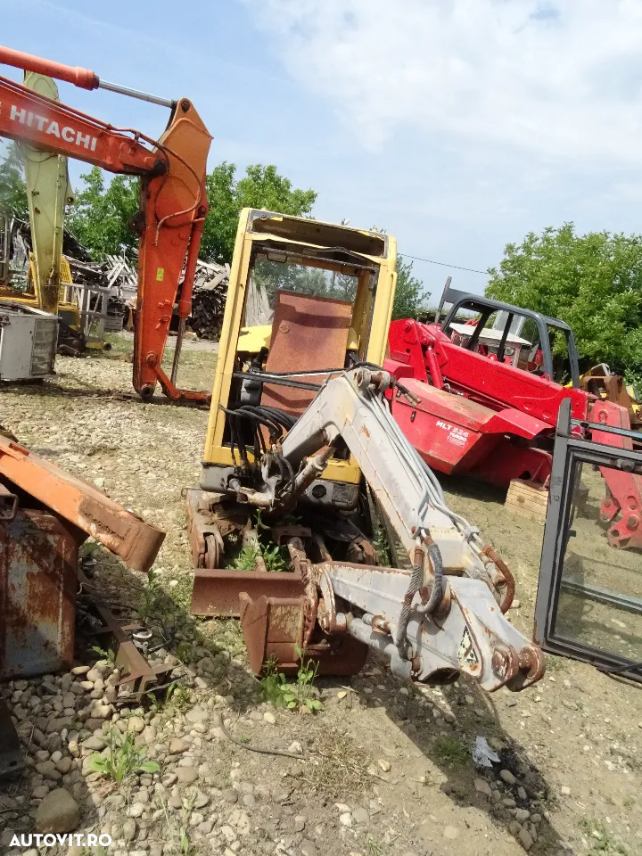 Brat miniexcavator Pel Job EB 200 - 2
