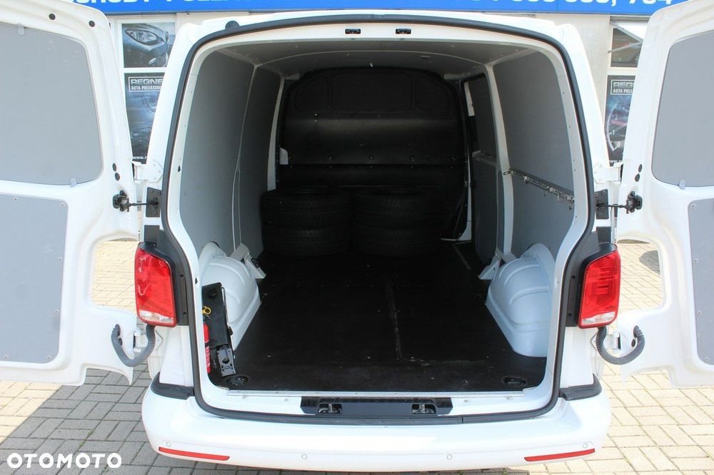 Volkswagen Transporter - 7