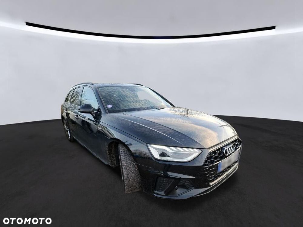Audi A4 Avant 35 TFSI mHEV S Line S tronic - 3