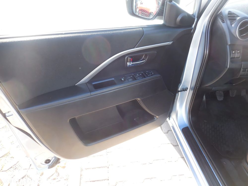 Mazda 5 2.0 MZR-DISI i-stop Business-Line - 17