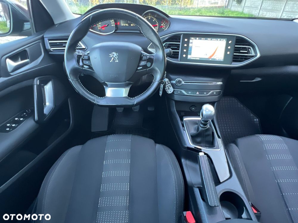 Peugeot 308 1.6 BlueHDi Business Line S&S - 28
