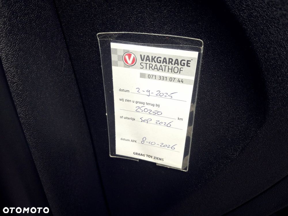 Volvo V40 D2 Momentum - 30