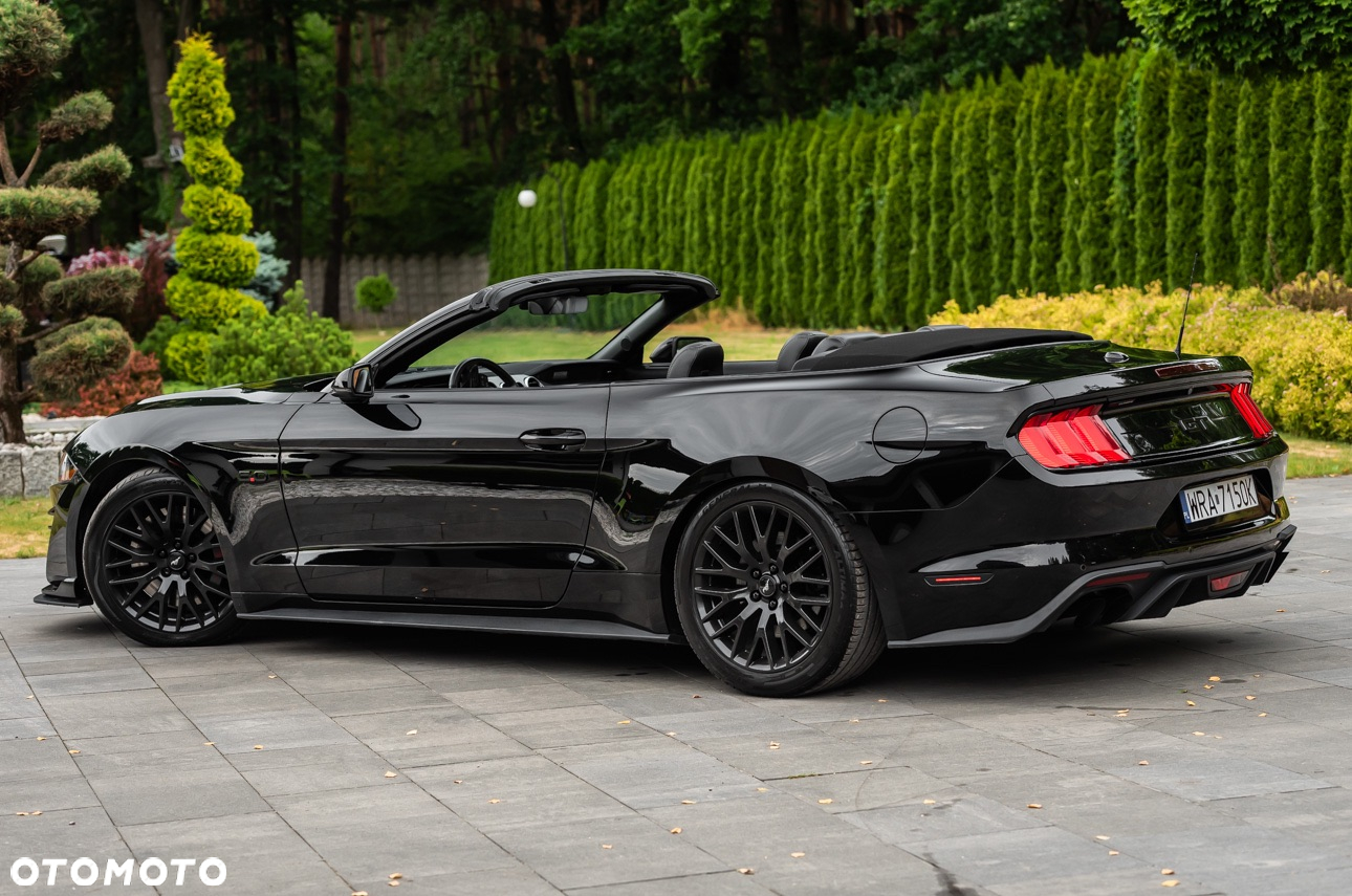 Ford Mustang - 11