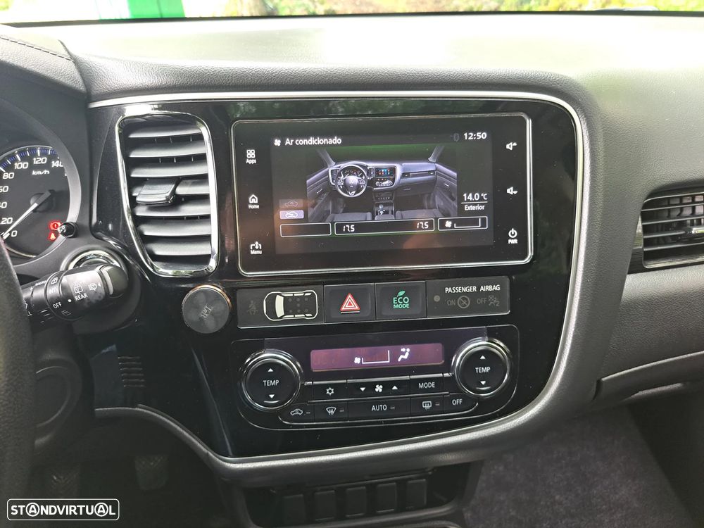 Mitsubishi Outlander 2.2 DI-D Intense - 26