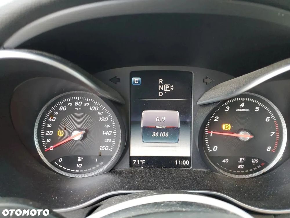Mercedes-Benz Klasa C 300 9G-TRONIC - 10