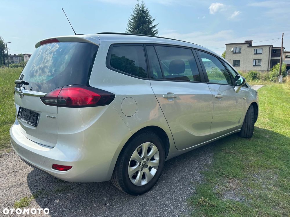 Opel Zafira Tourer 1.4 Turbo Business Edition - 4