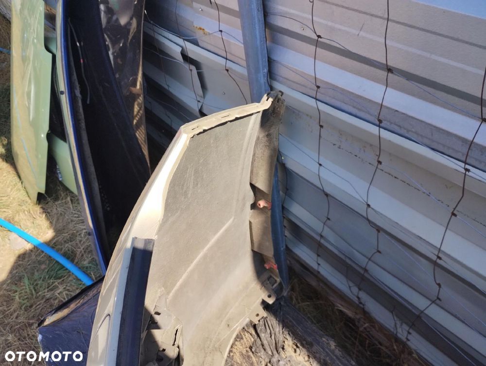 Opel Astra H Zderzak Przód Xenon - 8