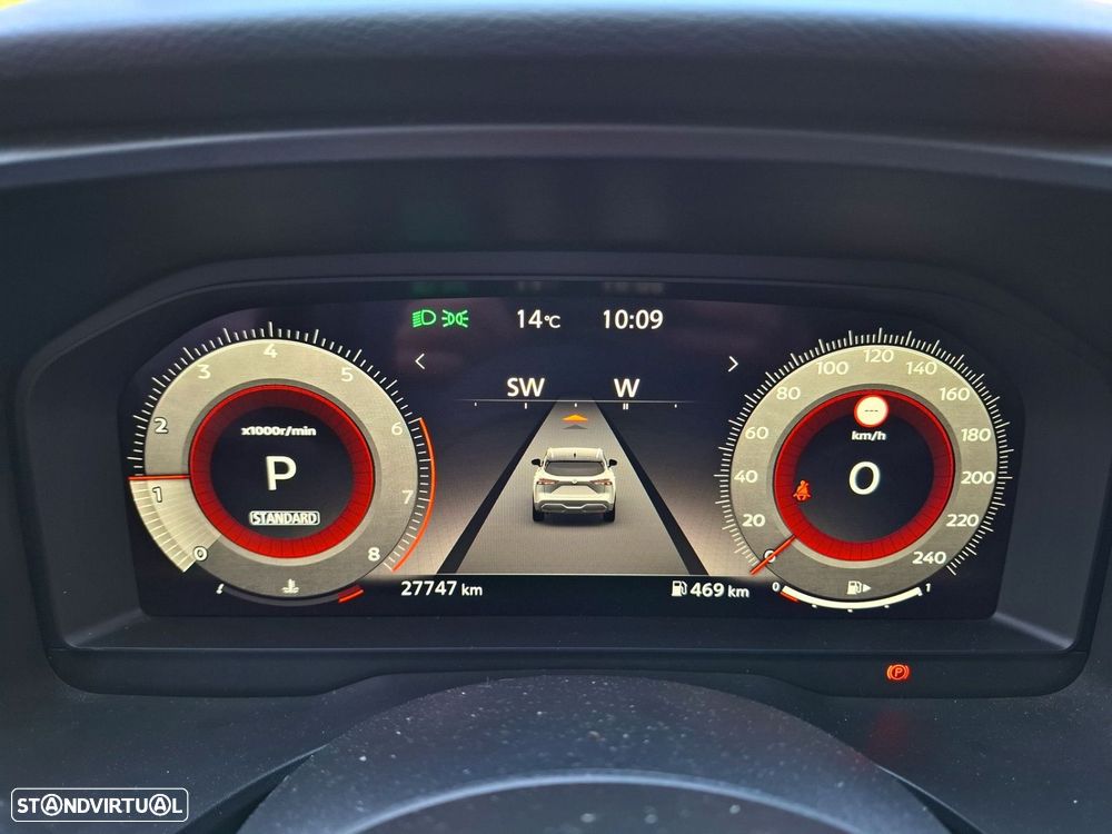 Nissan Qashqai 1.3 DIG-T N-Connecta LED+TT+SKY Xtronic - 17