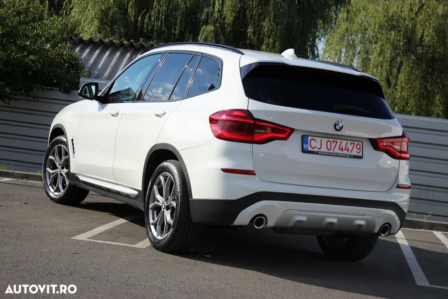BMW X3 xDrive20d AT xLine - 12