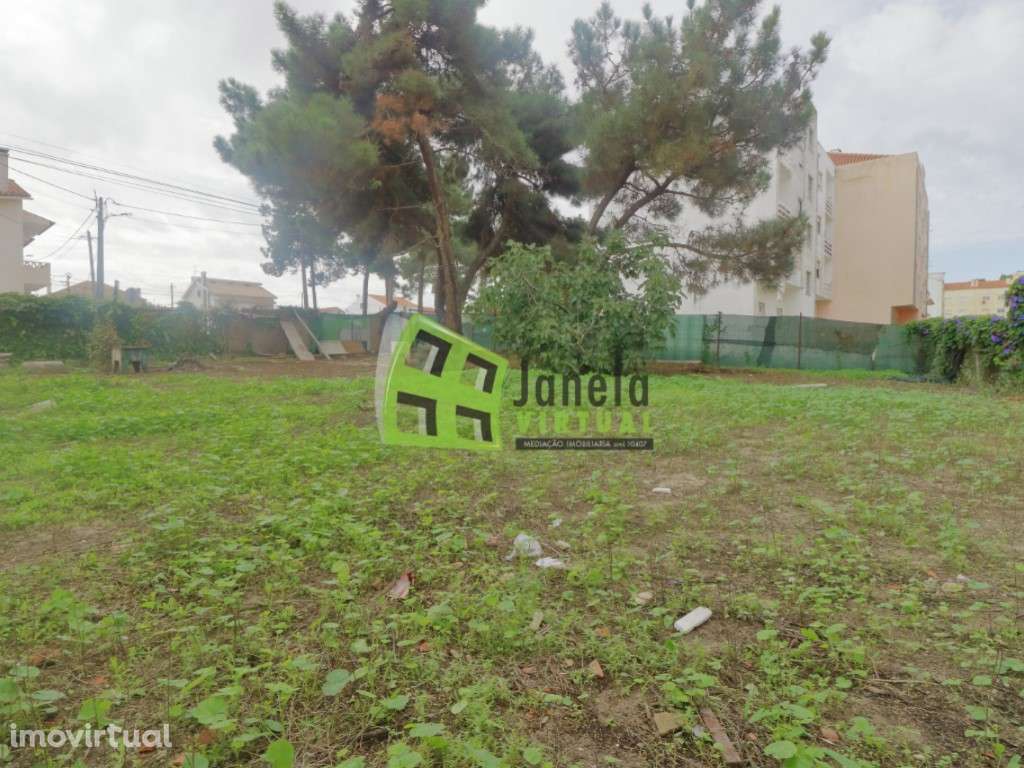 Lote de Terreno de 322.5m2, Quinta do Conde - Grande imagem: 2/12