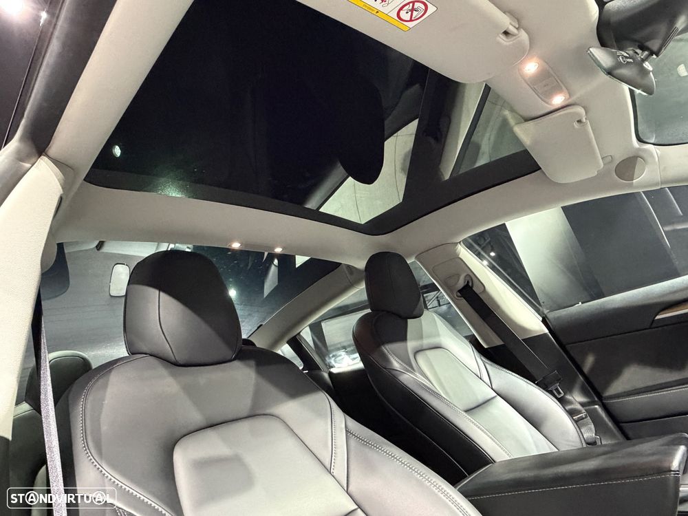 Tesla Model 3 Long-Range Dual Motor AWD - 45