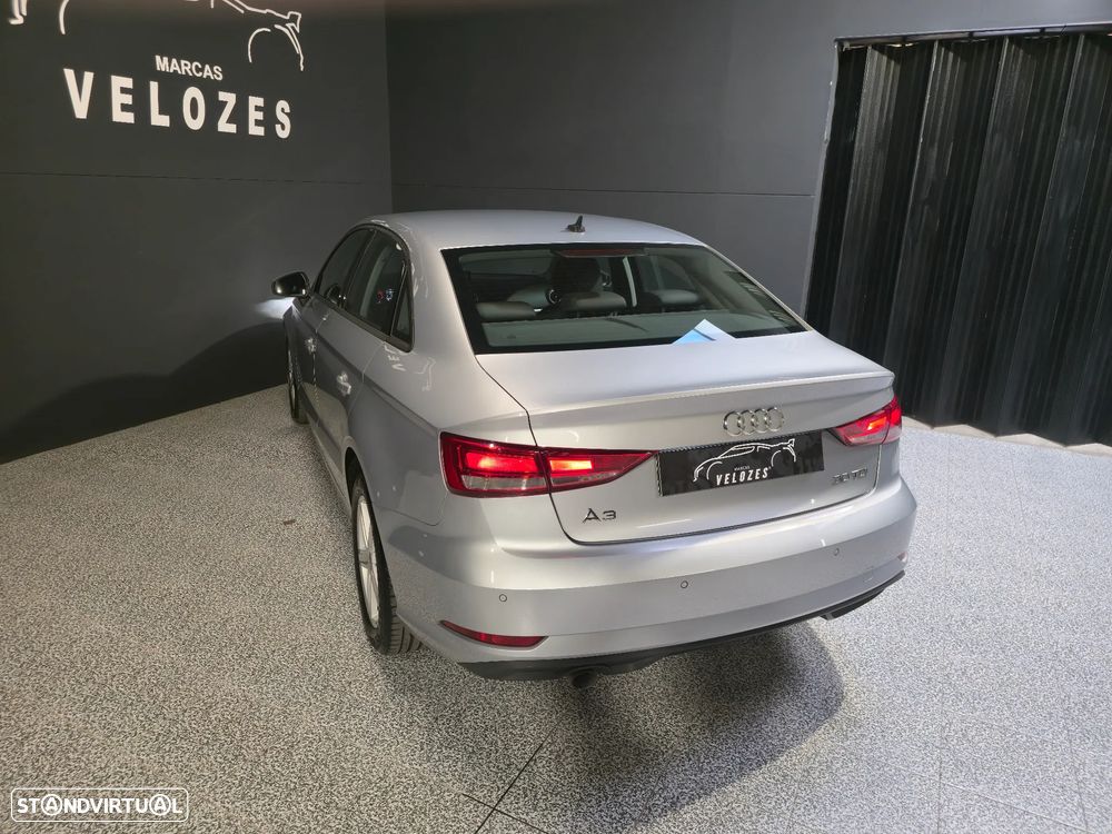 Audi A3 Limousine 30 TDI Design - 15