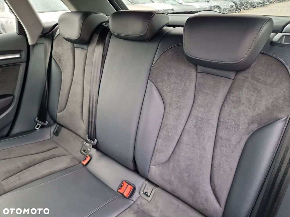 Audi A3 Sportback 35 TFSI S tronic - 18