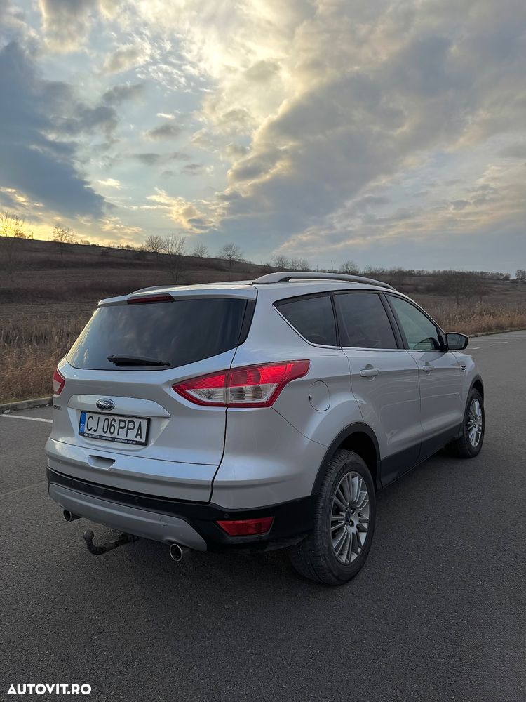 Ford Kuga - 9