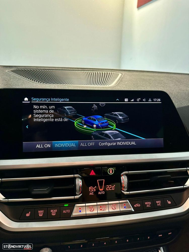 BMW 330 e Aut. M Sport - 25