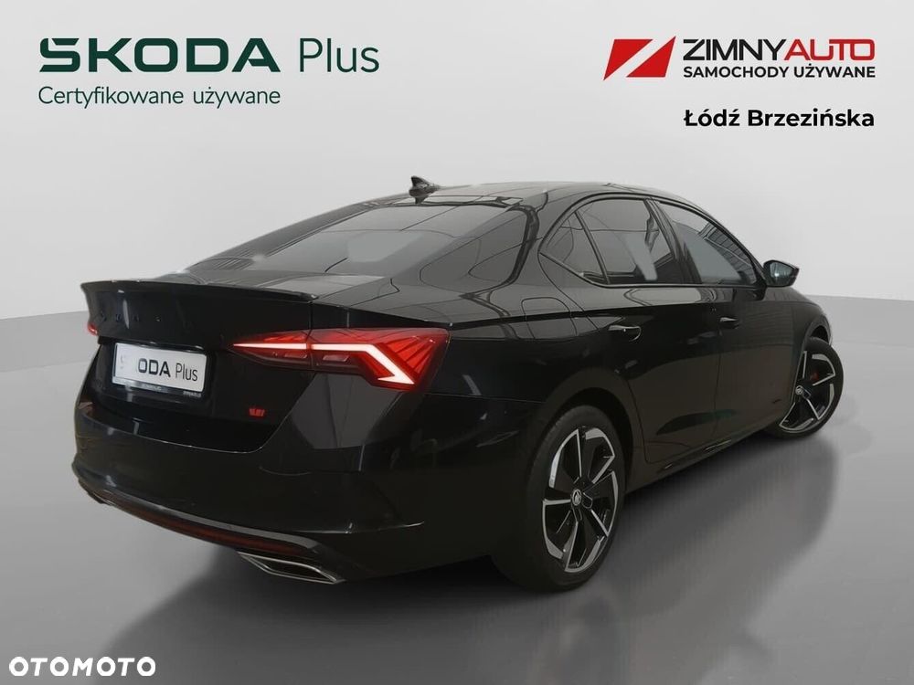 Skoda Octavia 2023 photo 2