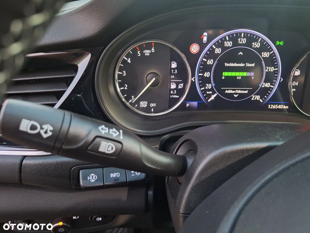 Opel Insignia 2.0 CDTI Exclusive S&S - 10