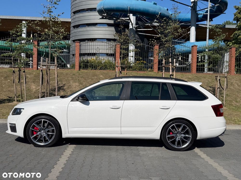 Skoda Octavia 2.0 TDI DSG RS - 8