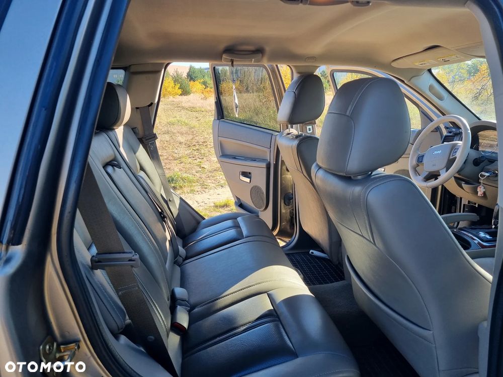 Jeep Grand Cherokee 05-07 - 15