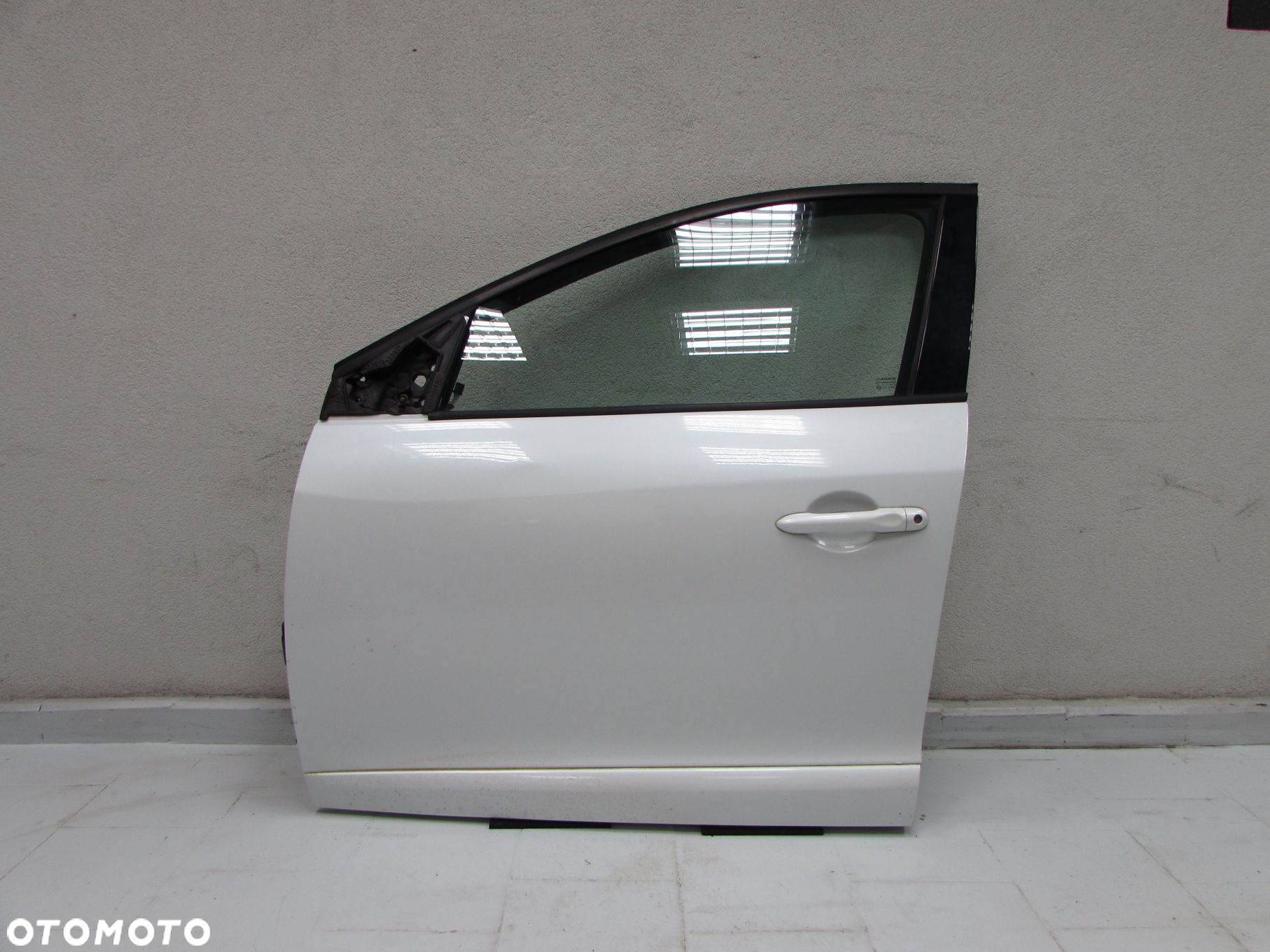 RENAULT MEGANE III 08-13 DRZWI PRZOD LEWE PRZEDNIE TEQNC DO ZALOZENIA - 2