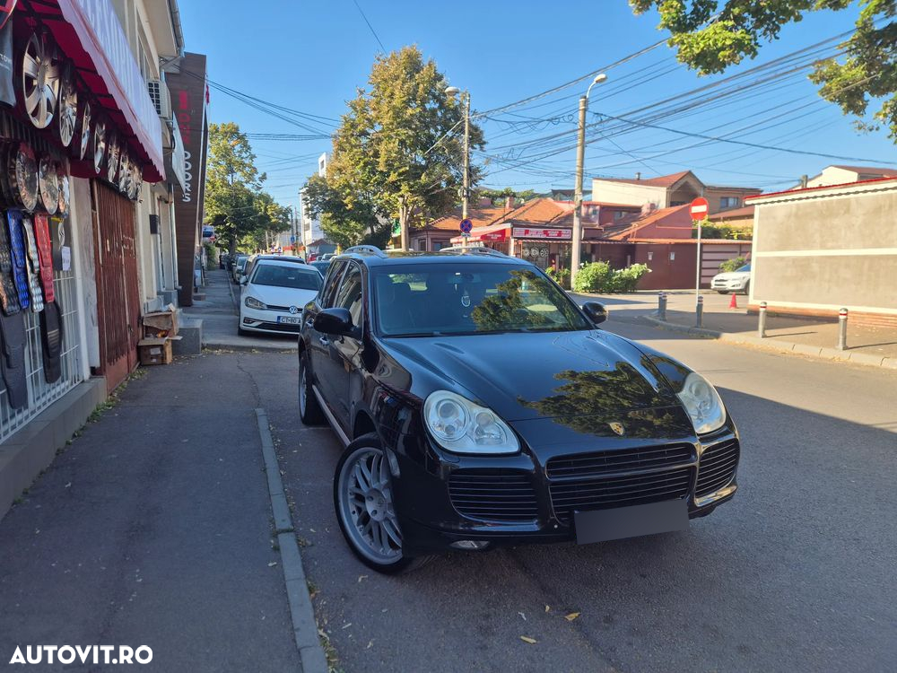 Porsche Cayenne Turbo S Aut - 5