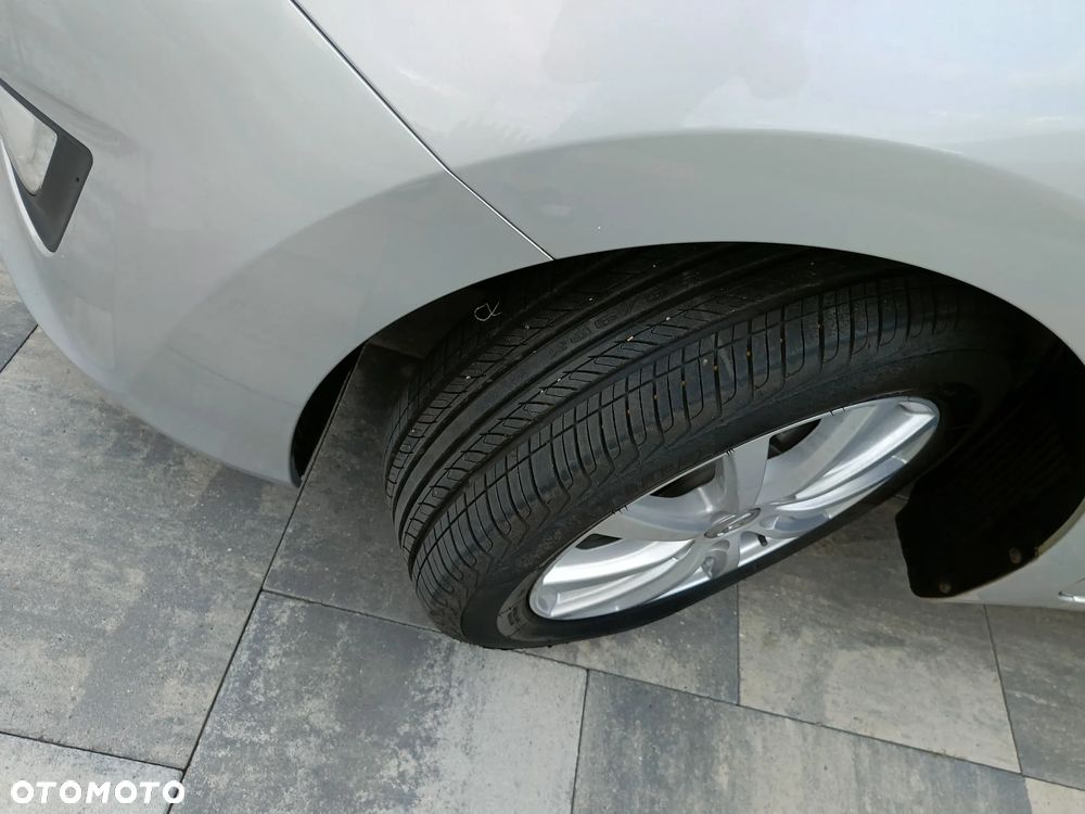 Hyundai i30 blue 1.6 CRDi YES Silver - 20