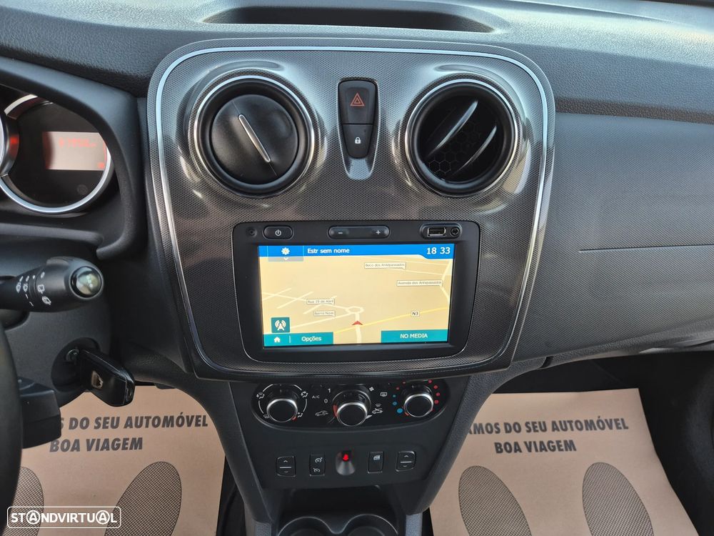 Dacia Sandero 0.9 TCe Stepway - 32