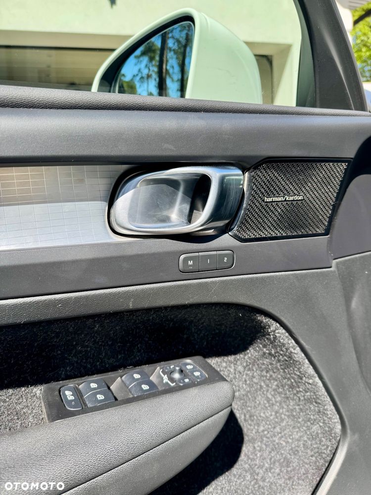 Volvo XC 40 B4 B Momentum Pro - 20