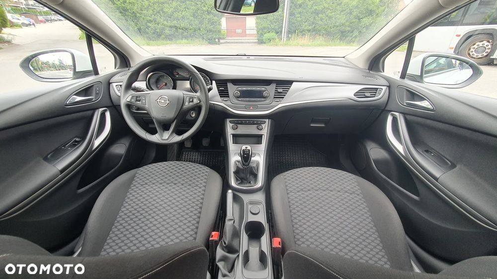 Opel Astra - 8