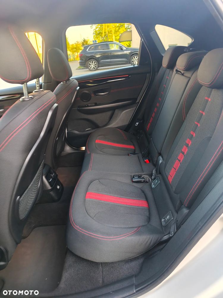 BMW Seria 2 218d Sport - 15
