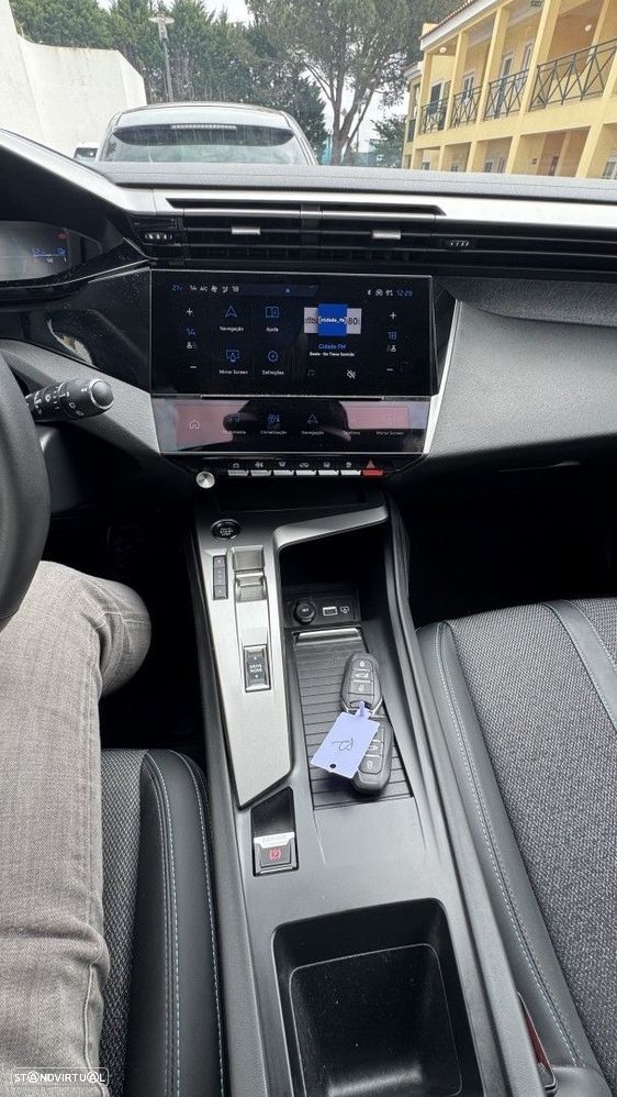 Peugeot e-308 54 kWh Allure - 20