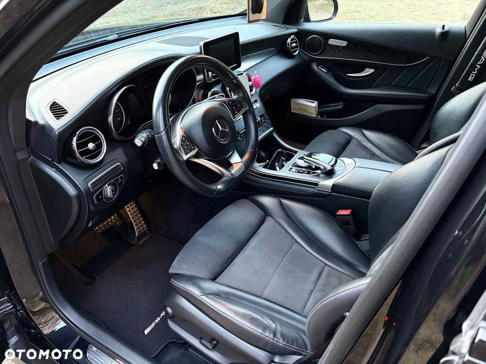 Mercedes-Benz GLC 250 4-Matic - 23