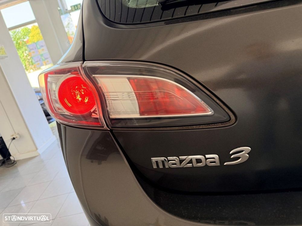 Mazda 3 Hatchback MZ-CD 1.6 Exclusive Plus - 12