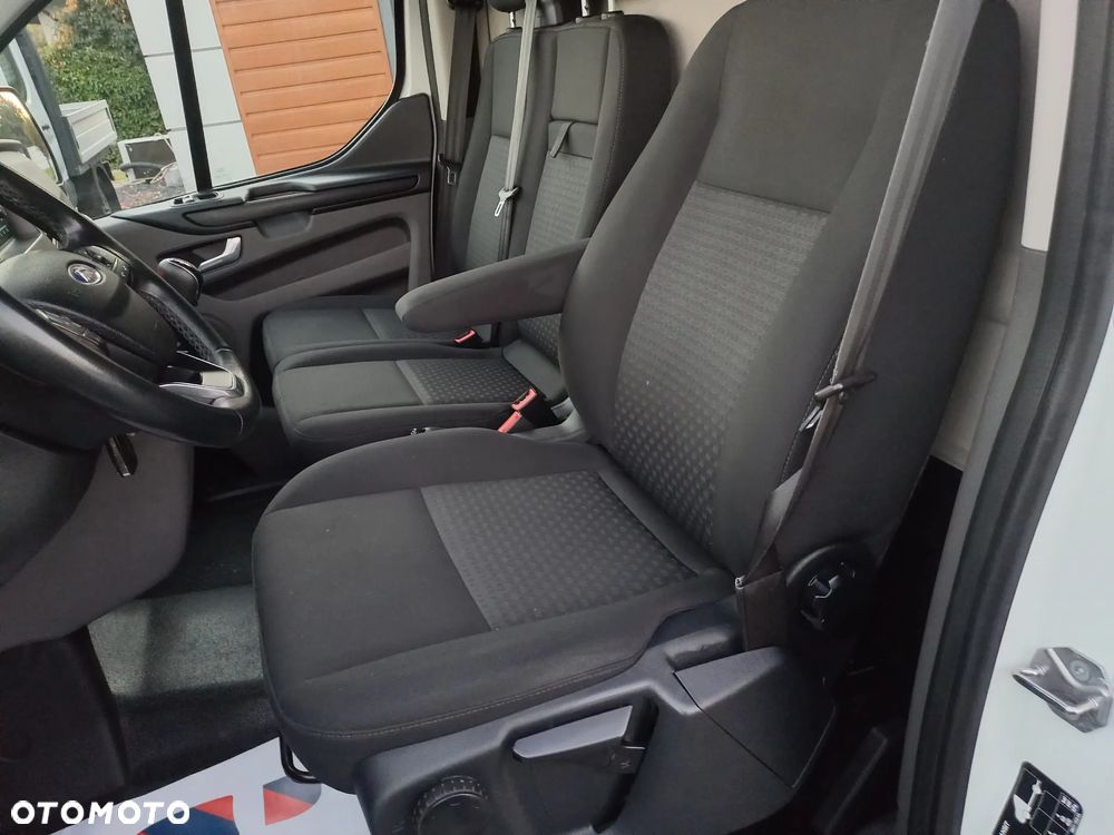 Ford Transit Custom - 18
