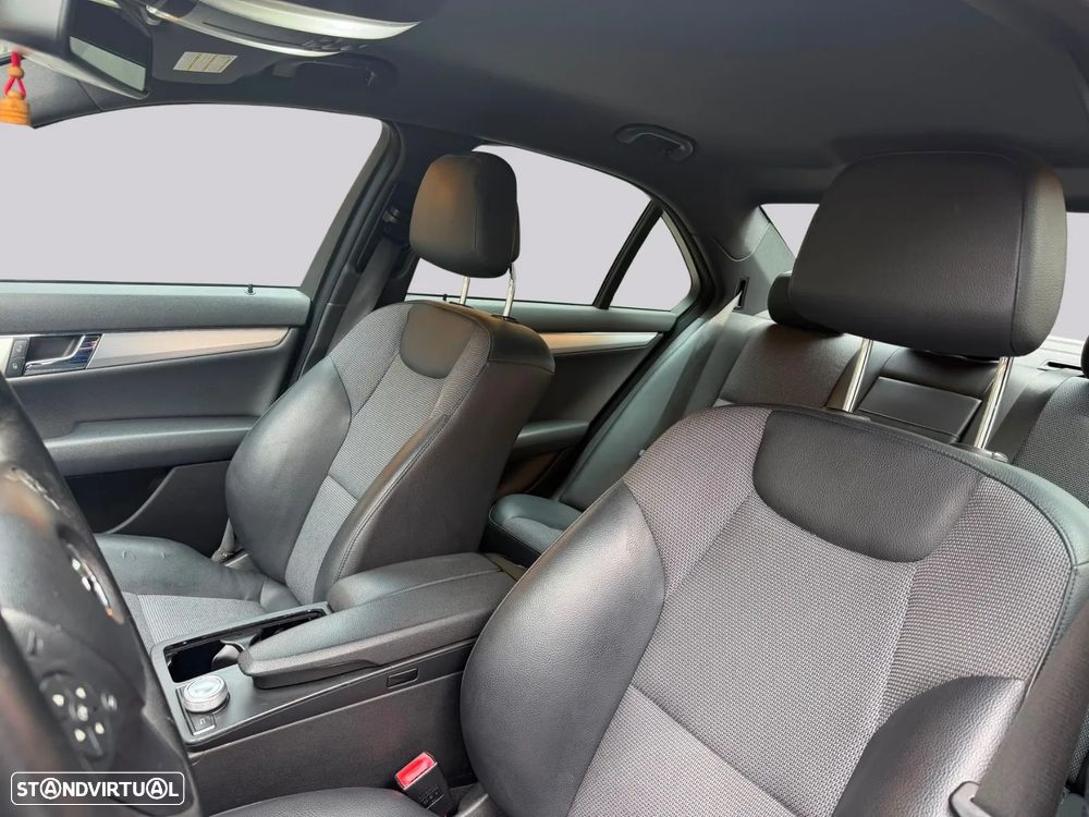 Mercedes-Benz C 220 - 34