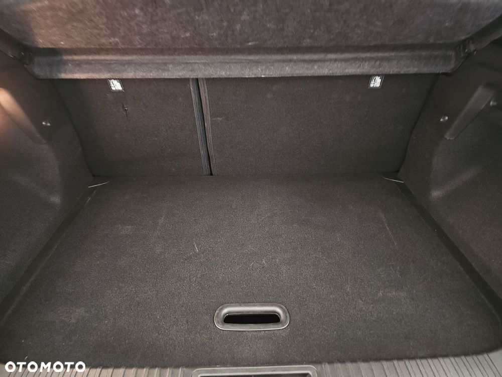 Renault Captur 1.3 TCe mHEV Techno EDC - 30