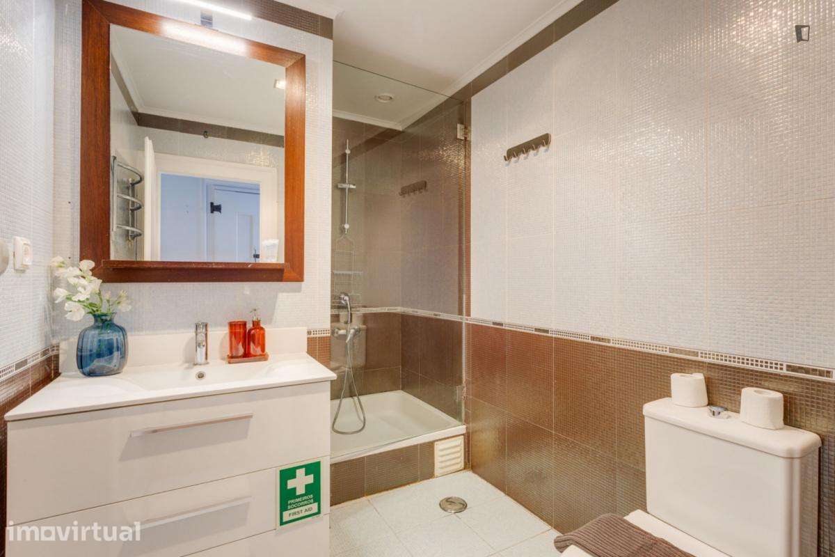 Apartamento com 2 quartos - localizado em Sé Lisbon - Grande imagem: 2/23