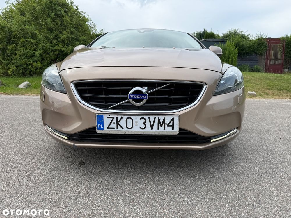 Volvo V40 D2 Momentum - 6