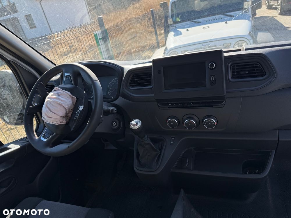Renault Master - 10