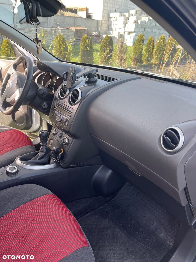 Nissan Qashqai 2.0 dCi 4 x 4 DPF tekna - 12