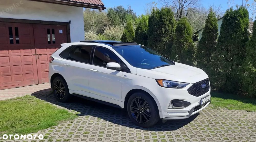 Ford Edge - 2