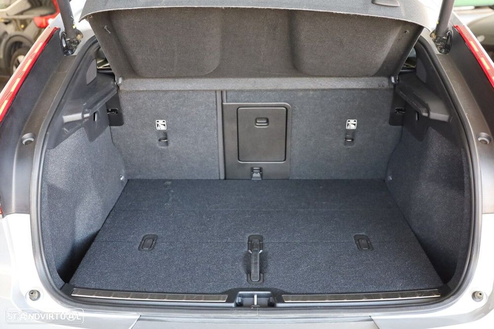 Volvo C40 Recharge Extended Range Plus - 6